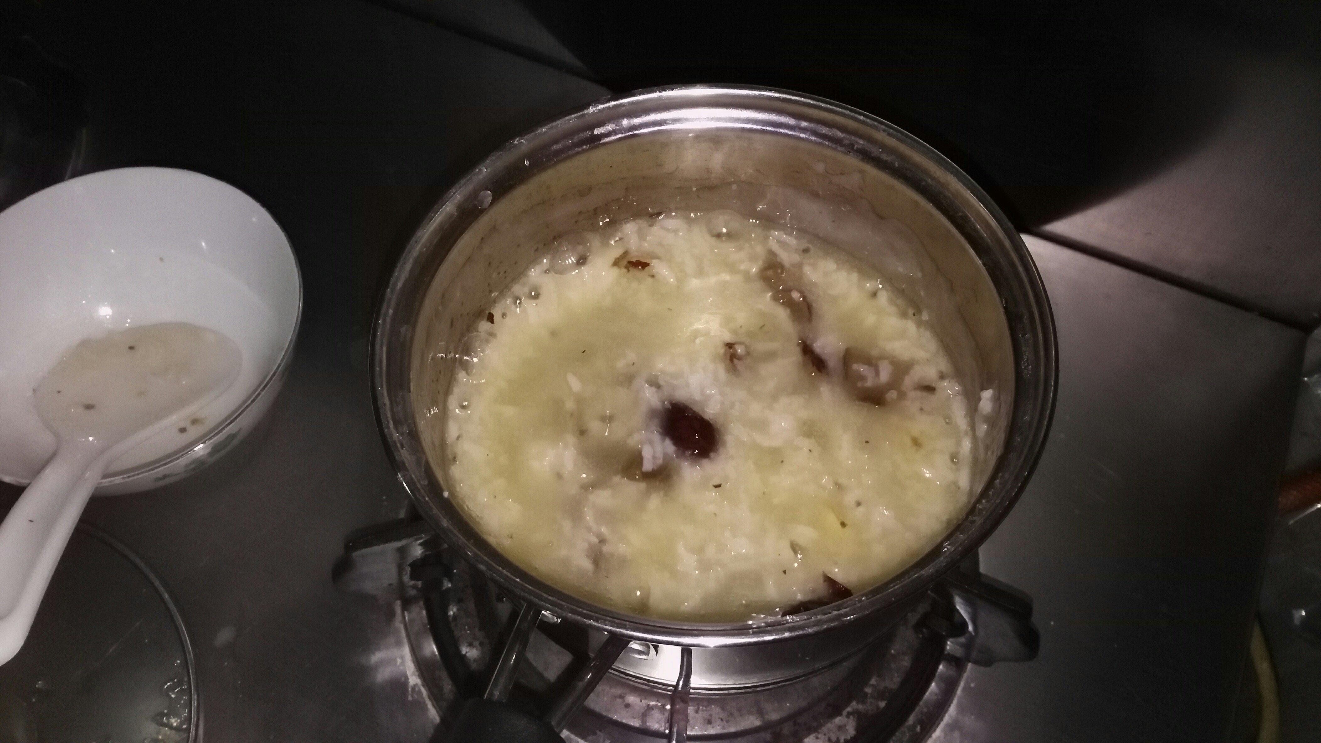 百合红枣粥的做法