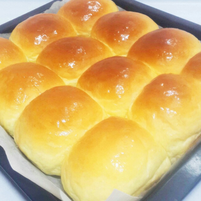 我行我素ljtt做的中种葡萄干面包(全部采用普通面粉制作的面包)