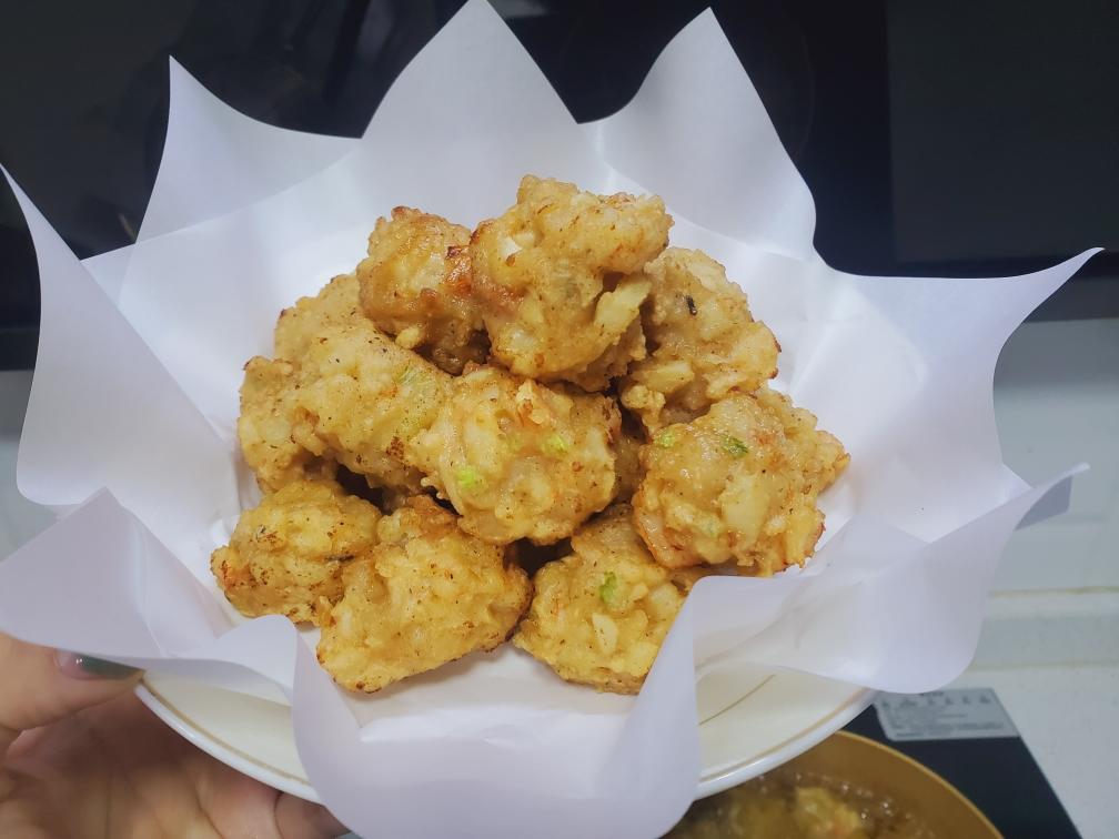 油炸虾丸（潮汕虾枣）的做法
