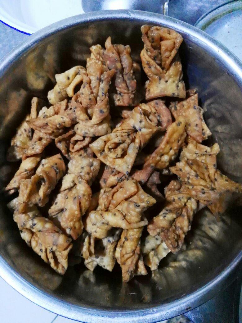 过年零嘴～炸麻叶