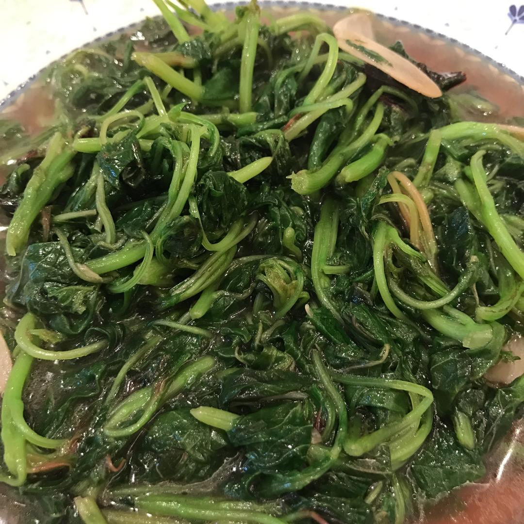 蒜炒红米苋