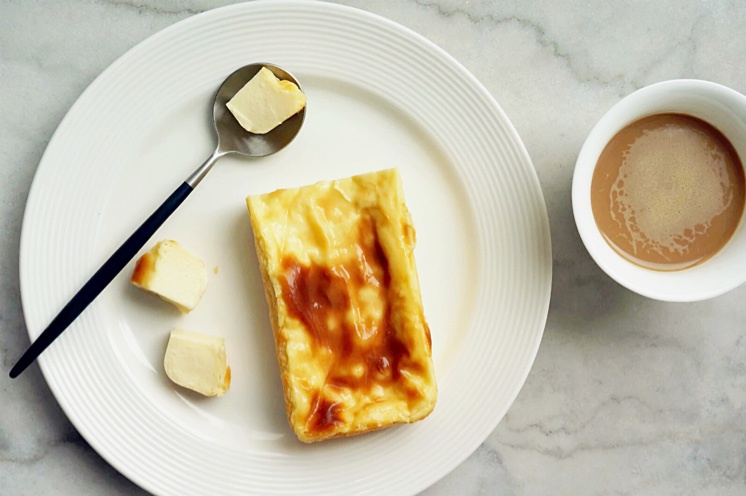 小黏糕1124做的芝士牛奶小方