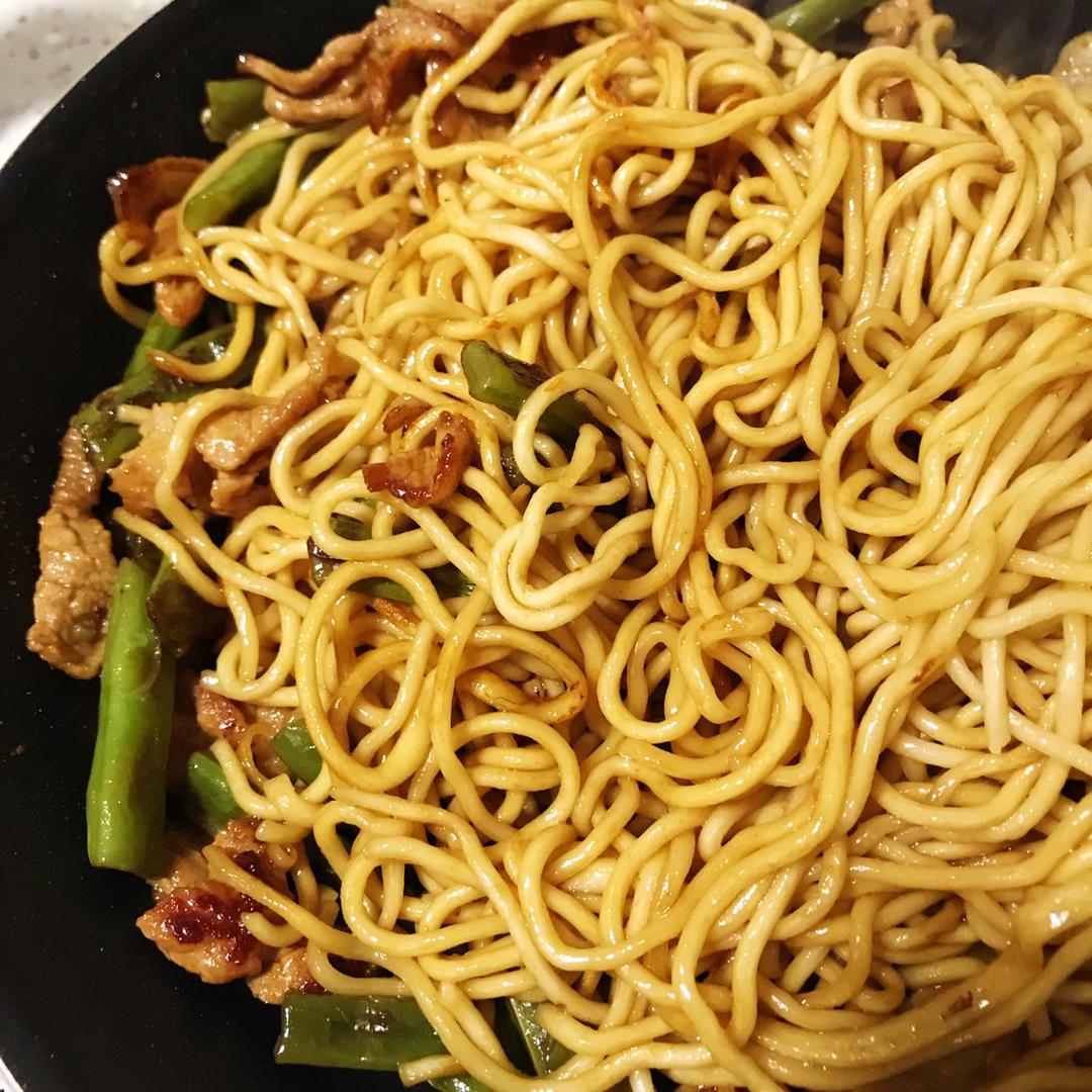 【豆角焖面】