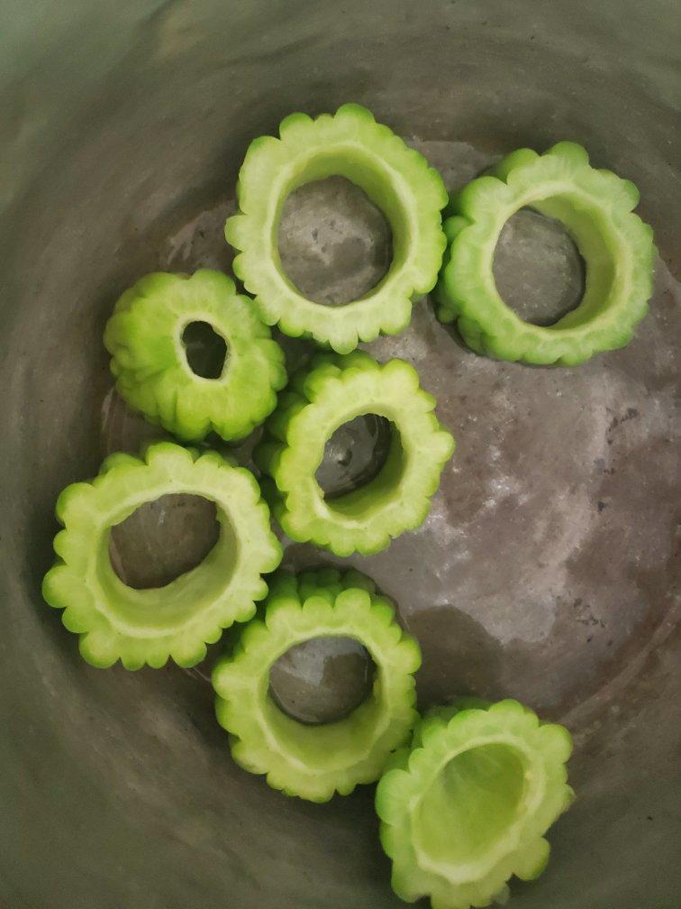 苦瓜塞肉沫汤