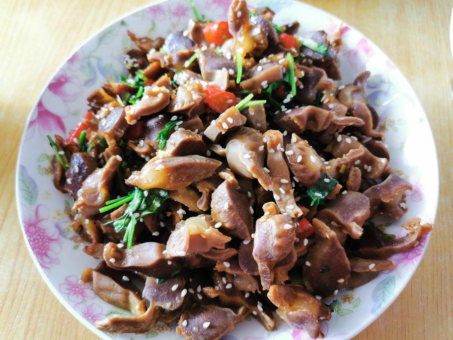 小米椒爆鸡胗