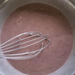 新手也必做的细腻绵密薯泥戚风蛋糕——紫薯泥的完美戚风体验的做法 步骤6