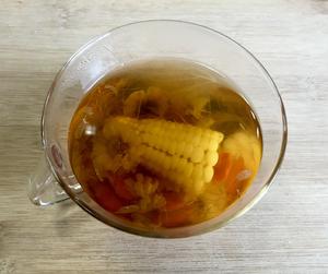 玉米须菊花枸杞茶的做法 步骤1