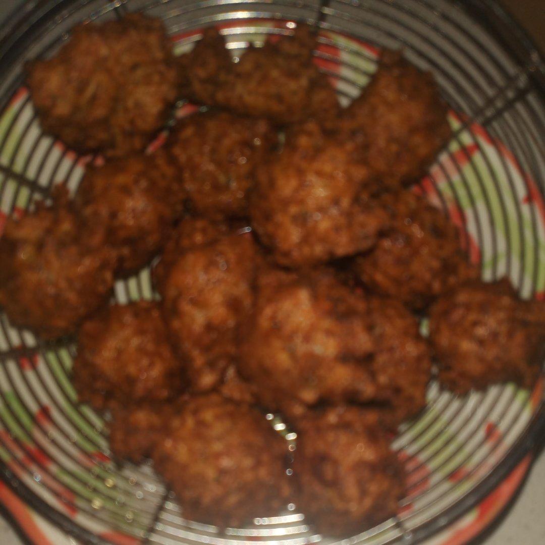 香酥豆腐丸子（外酥里嫩）
