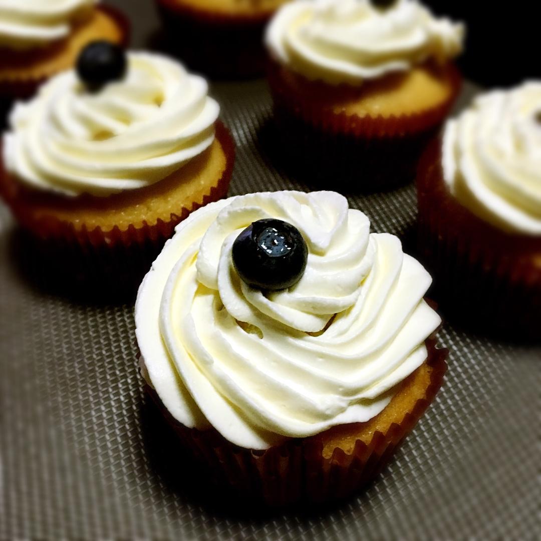 【西西里橙蛋糕+柠檬奶酪霜】我爱的Cupcake