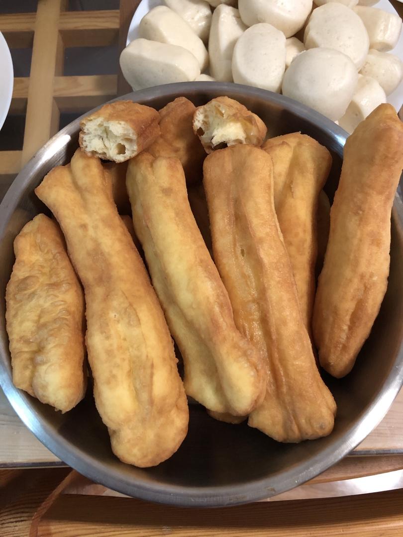 酥软小油条（早餐）