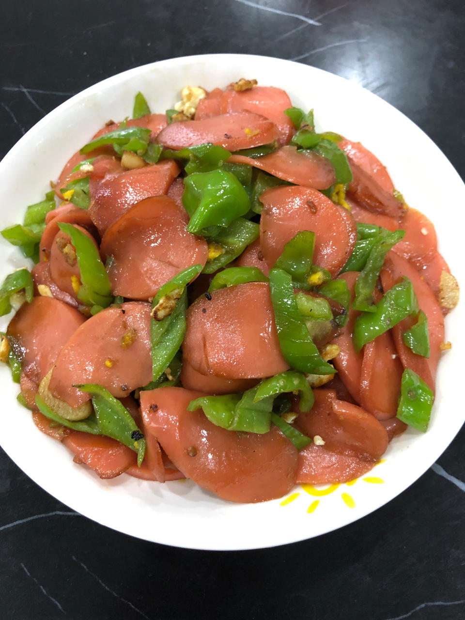 超下饭的青椒火腿炒蛋