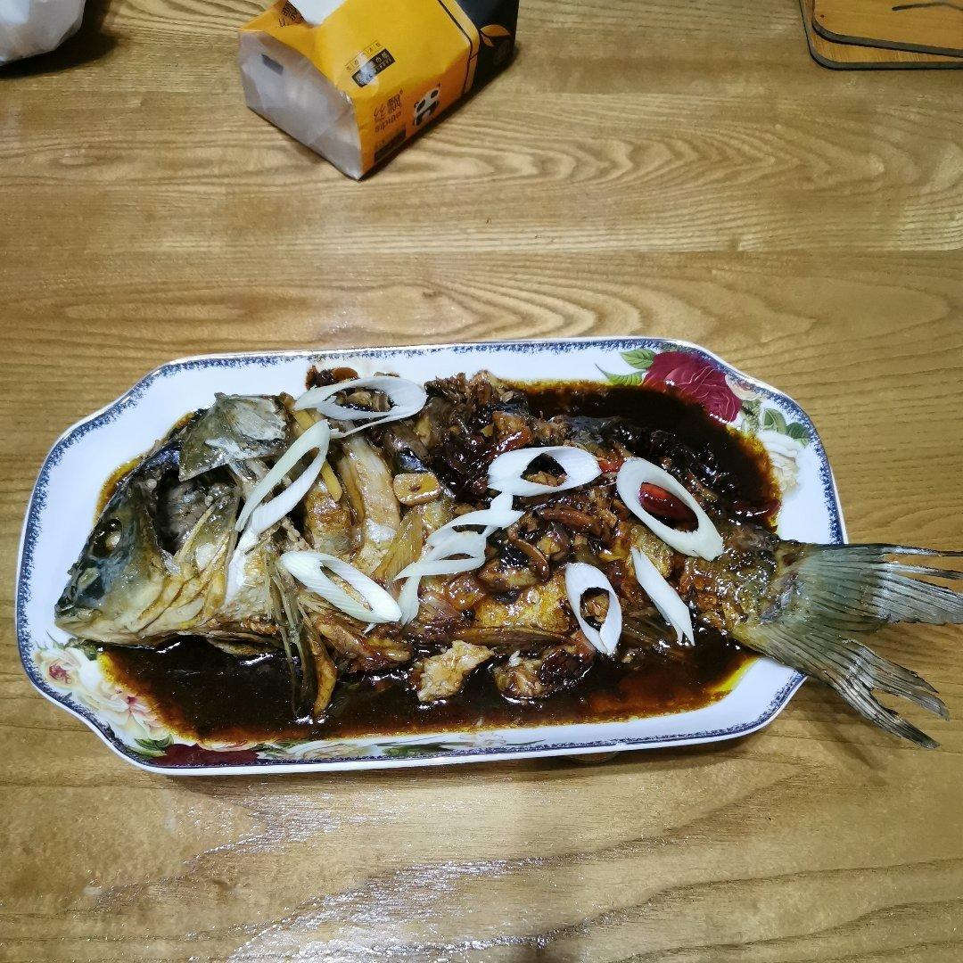 家常红烧鲤鱼