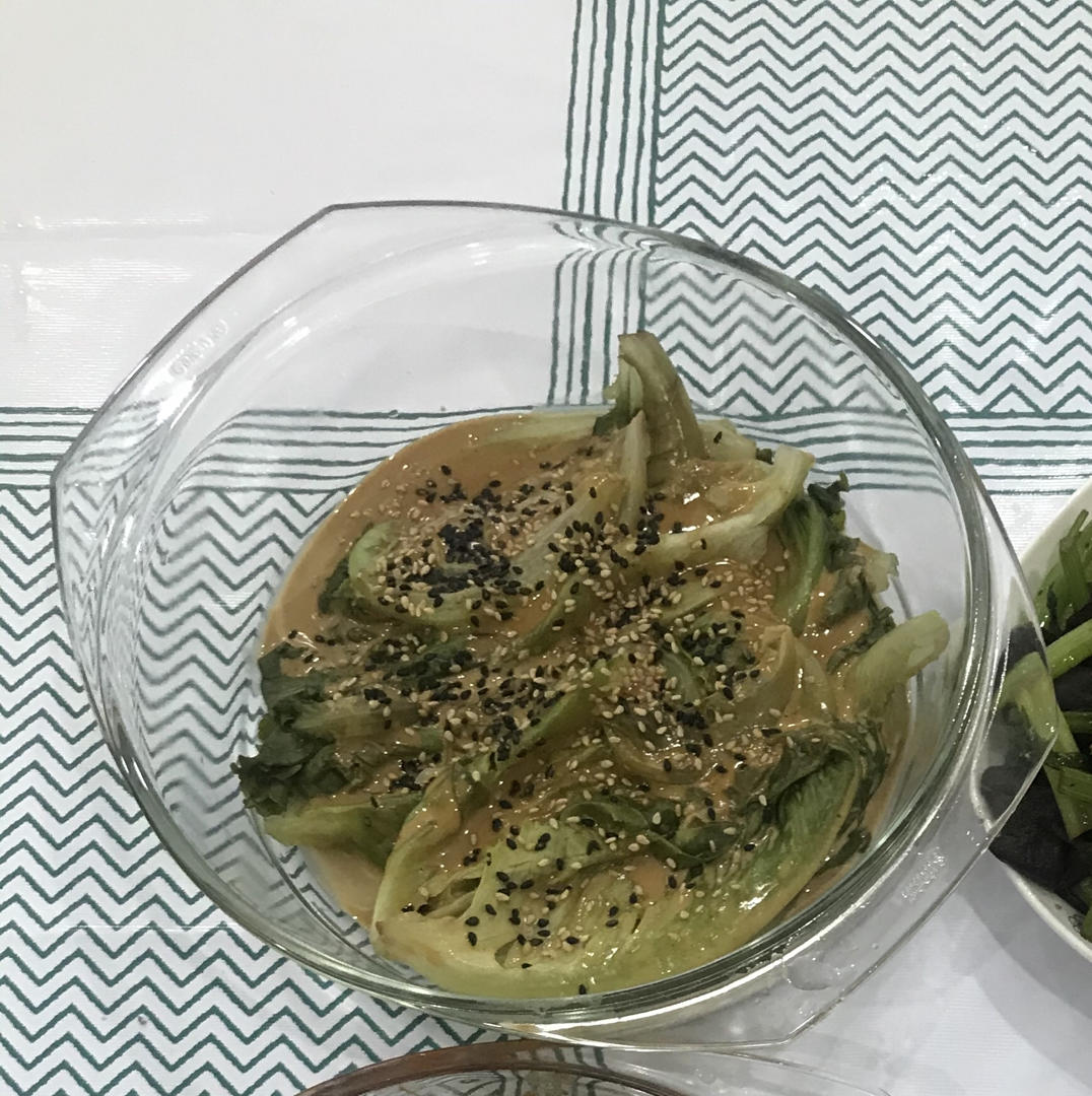 芝麻酱拌生菜