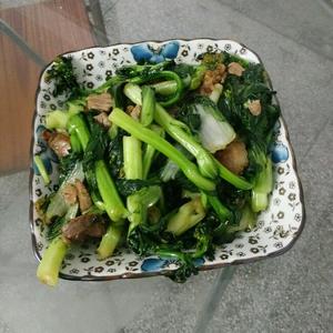 肥猪肉榨油清炒小白菜的做法 步骤1