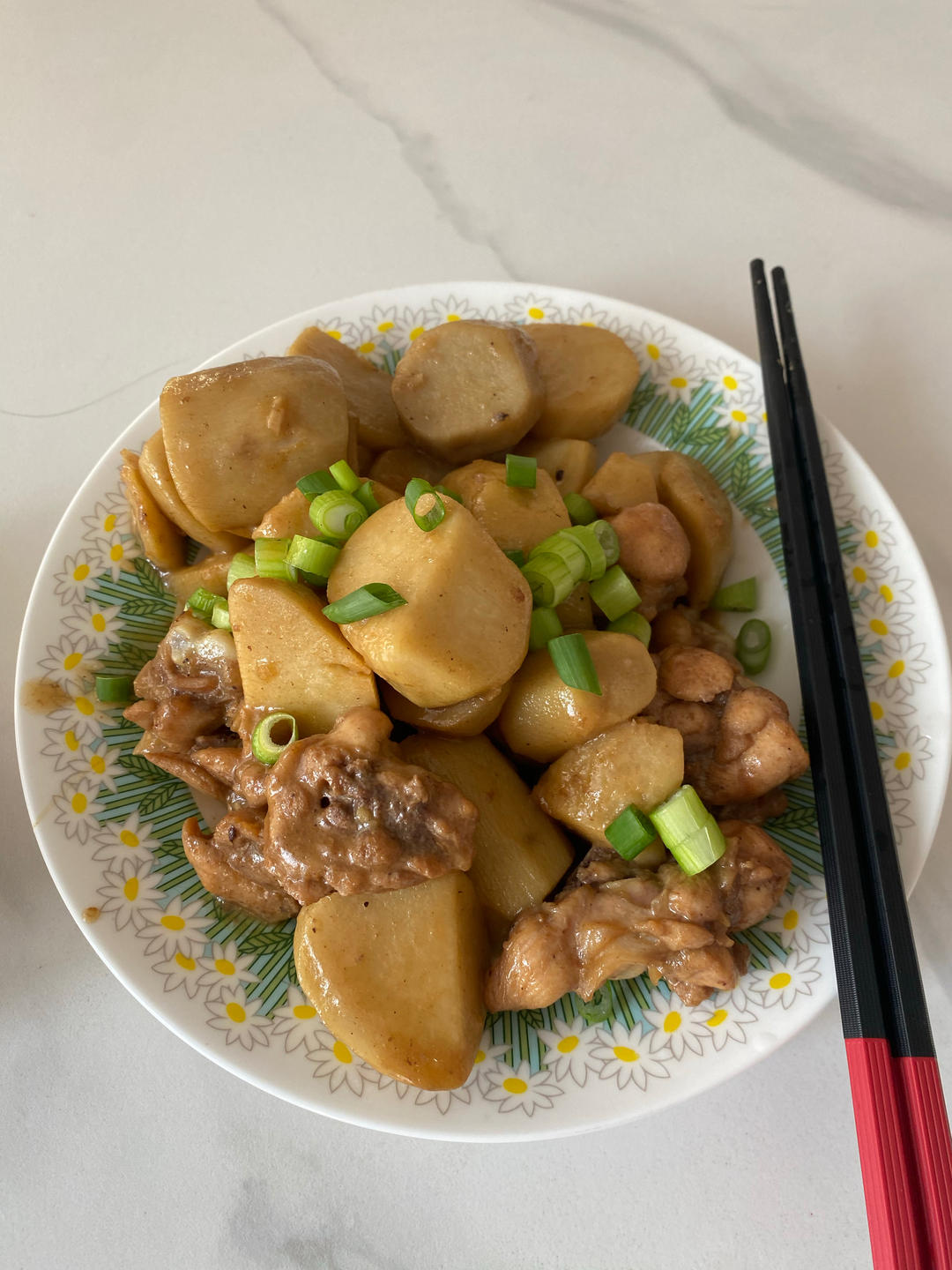 美极鲜味汁––葱油芋头鸡