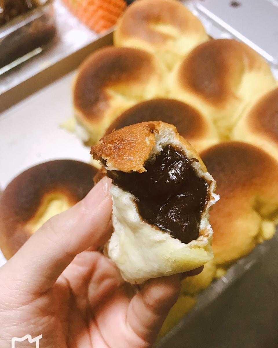 好吃到出炉就被抢光的墨西哥红豆面包