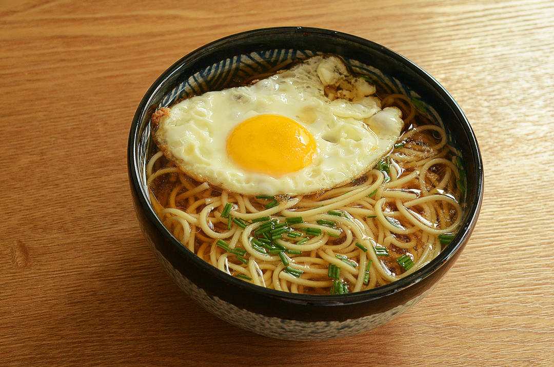 天然气小姐—ariel做的一碗简单的阳春面