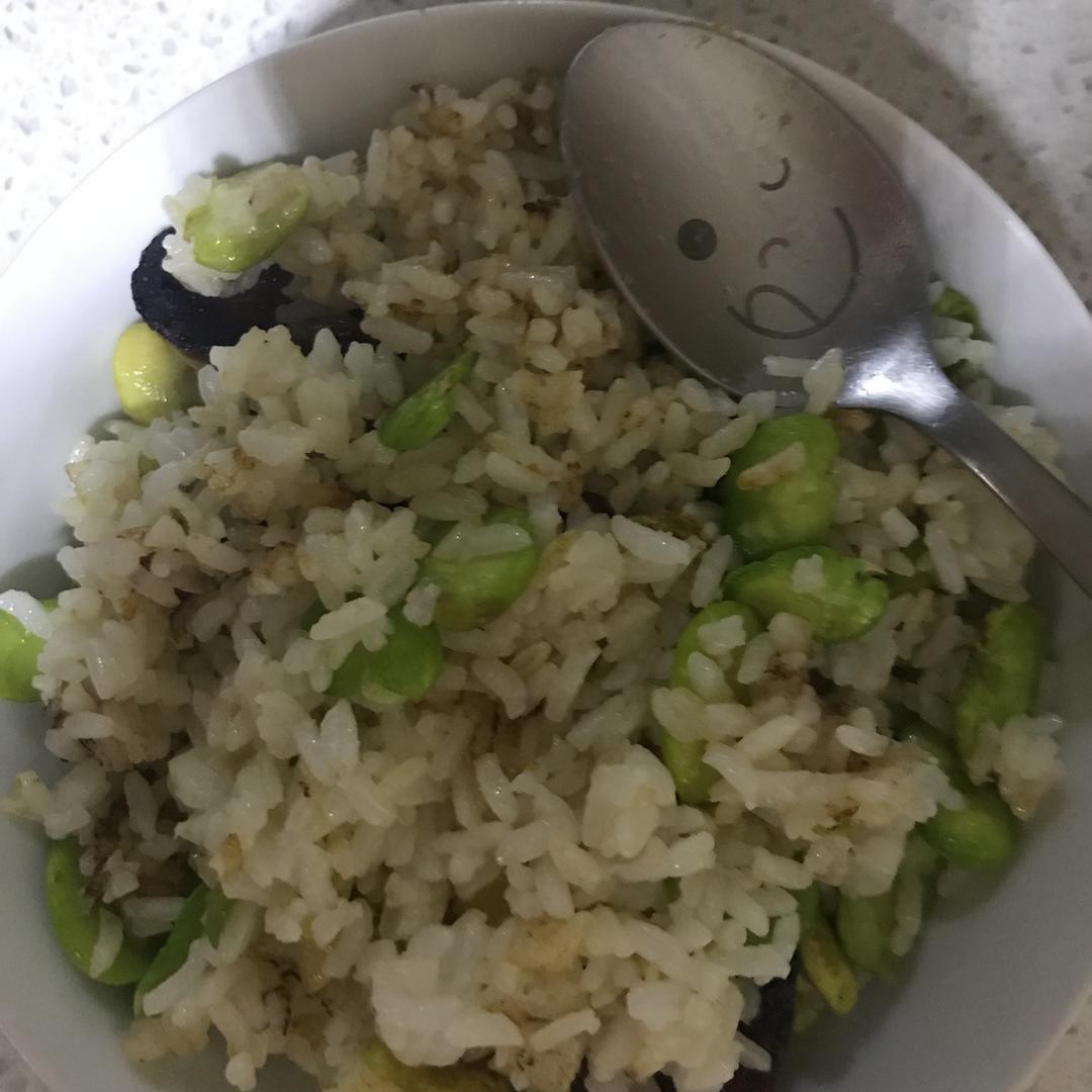 蚕豆焖饭