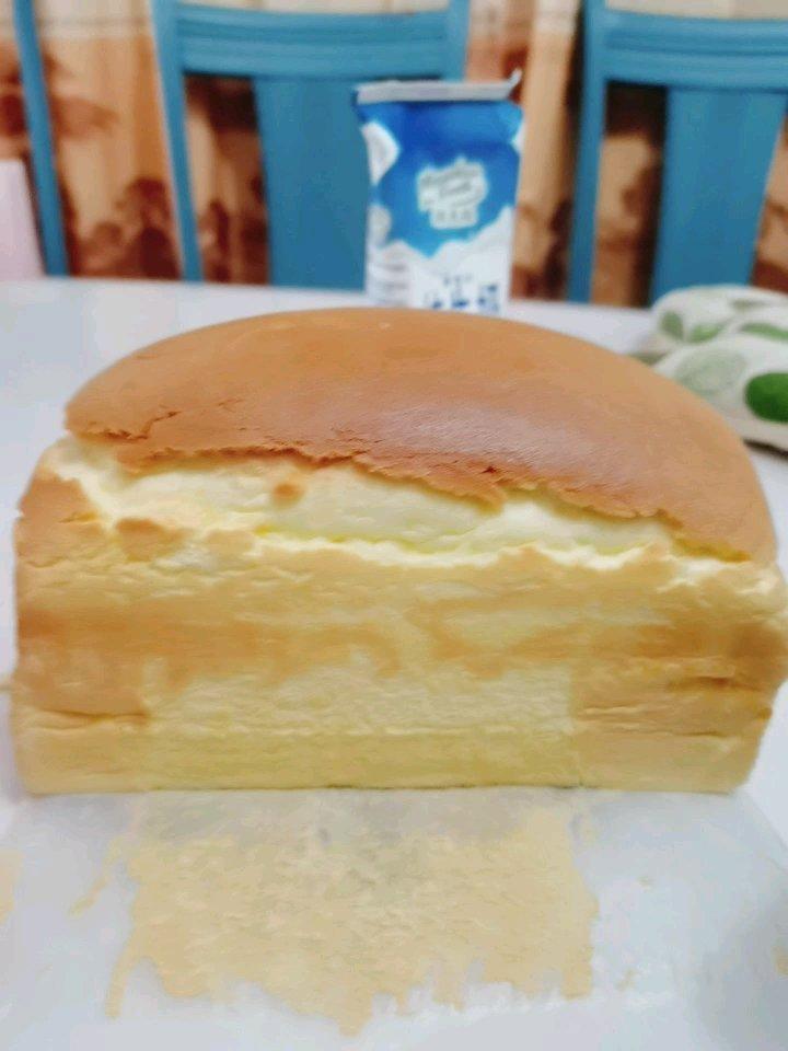 古早流心芝士蛋糕&柯基抖臀蛋糕