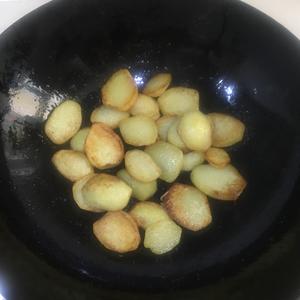 麻辣孜然土豆的做法 步骤3