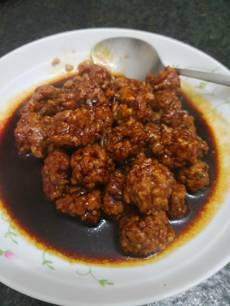 小肉丸 配饭用的做法