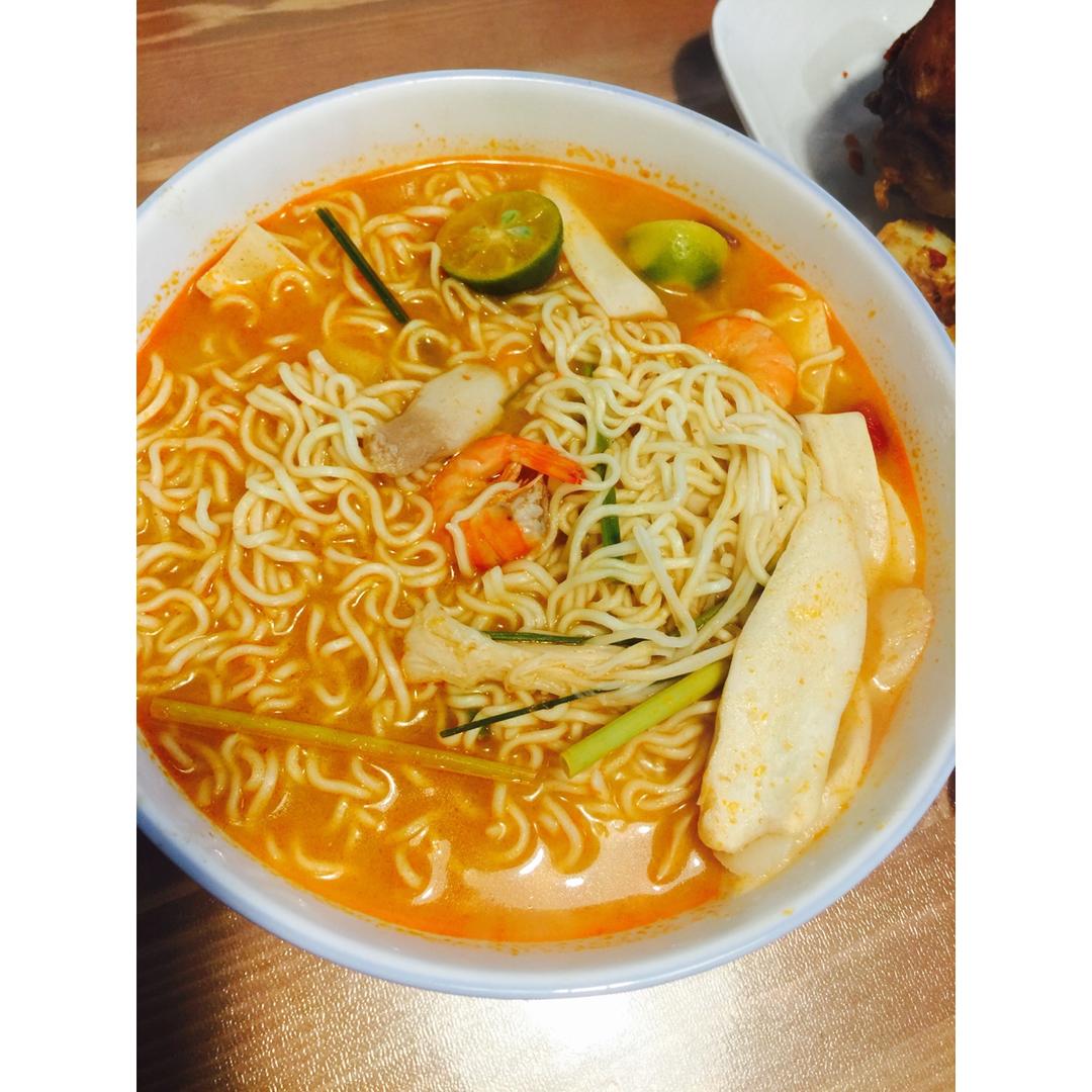 冬阴功汤面