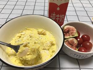 健康快手早餐：水煮鸡蛋土豆泥的做法 步骤7