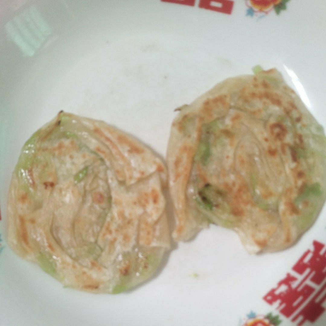 小馄饨皮葱油饼