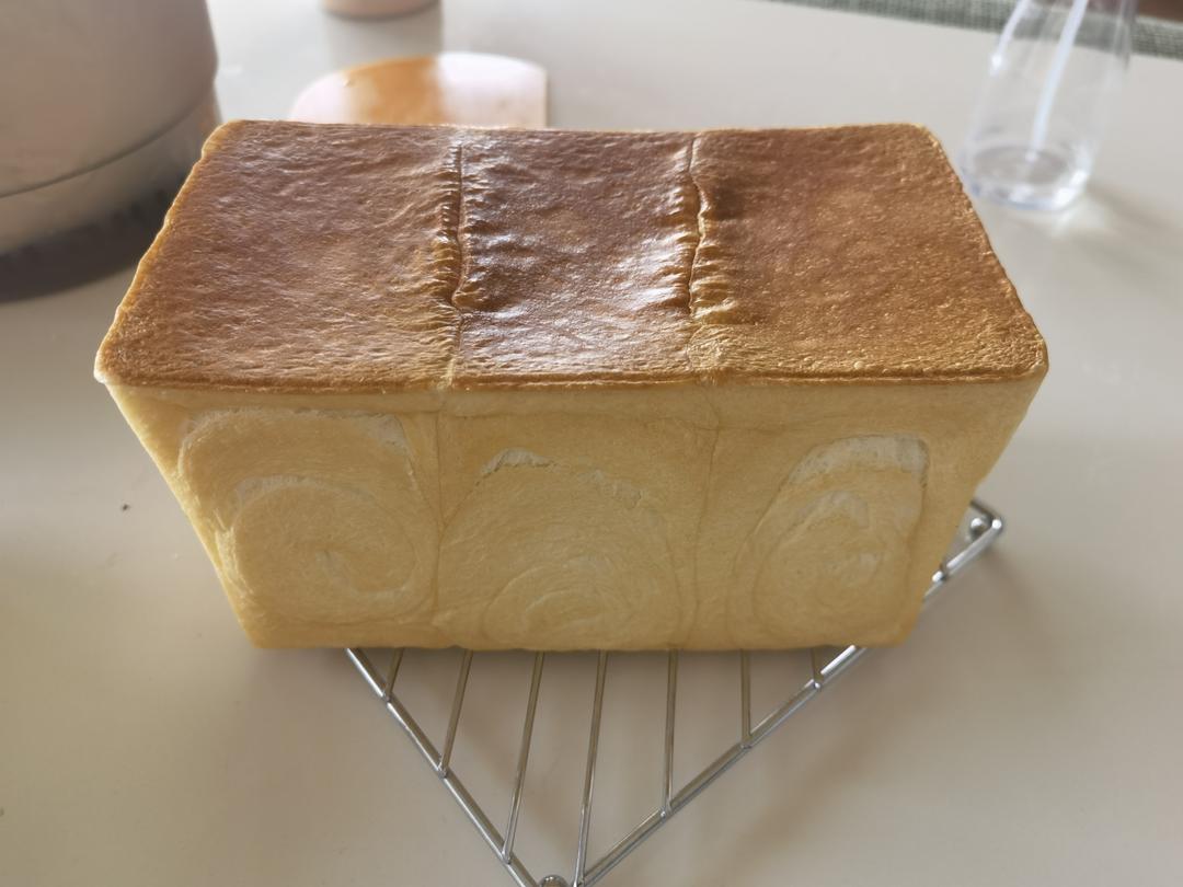 很用心很细致的讲解～北海道生吐司🍞的制作方法😋