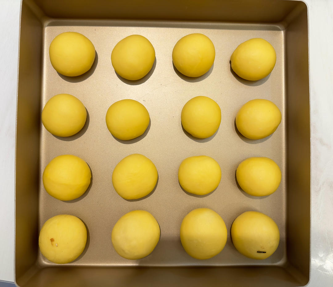 南瓜奶油小餐包（一次发酵）