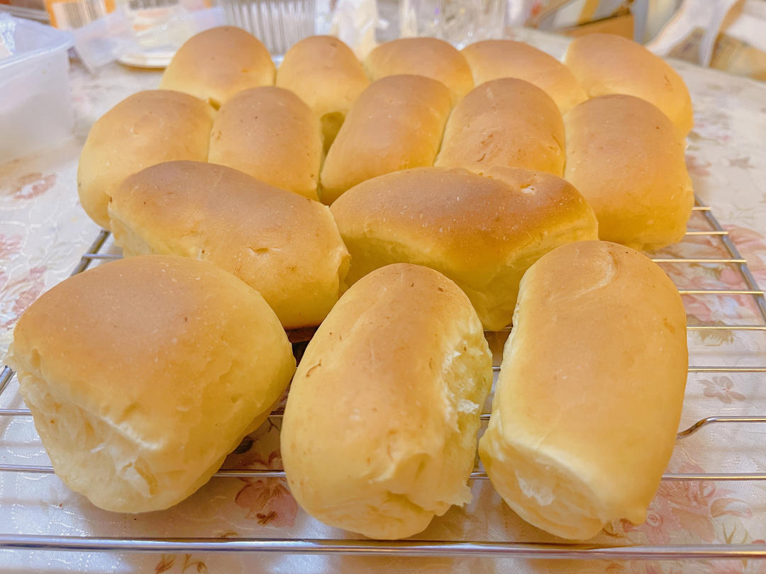 超好吃的肉松面包