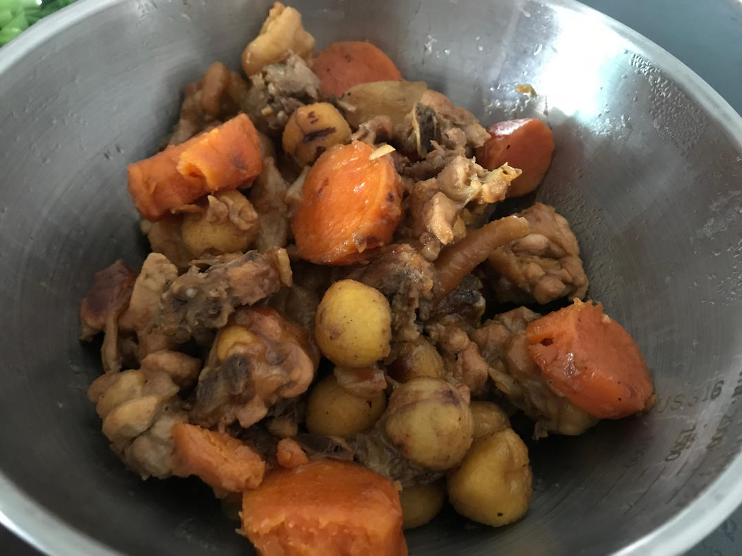秋天里的美味【板栗烧鸡】含板栗不糊汤的小秘诀