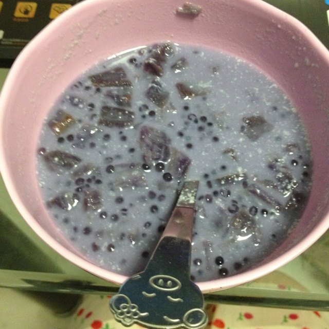 紫薯椰奶西米露