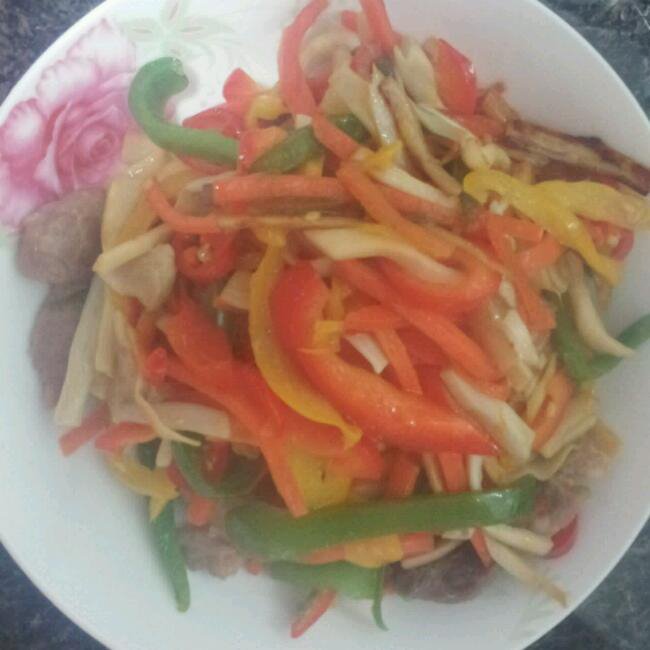 手撕杏鲍菇炒肉丝