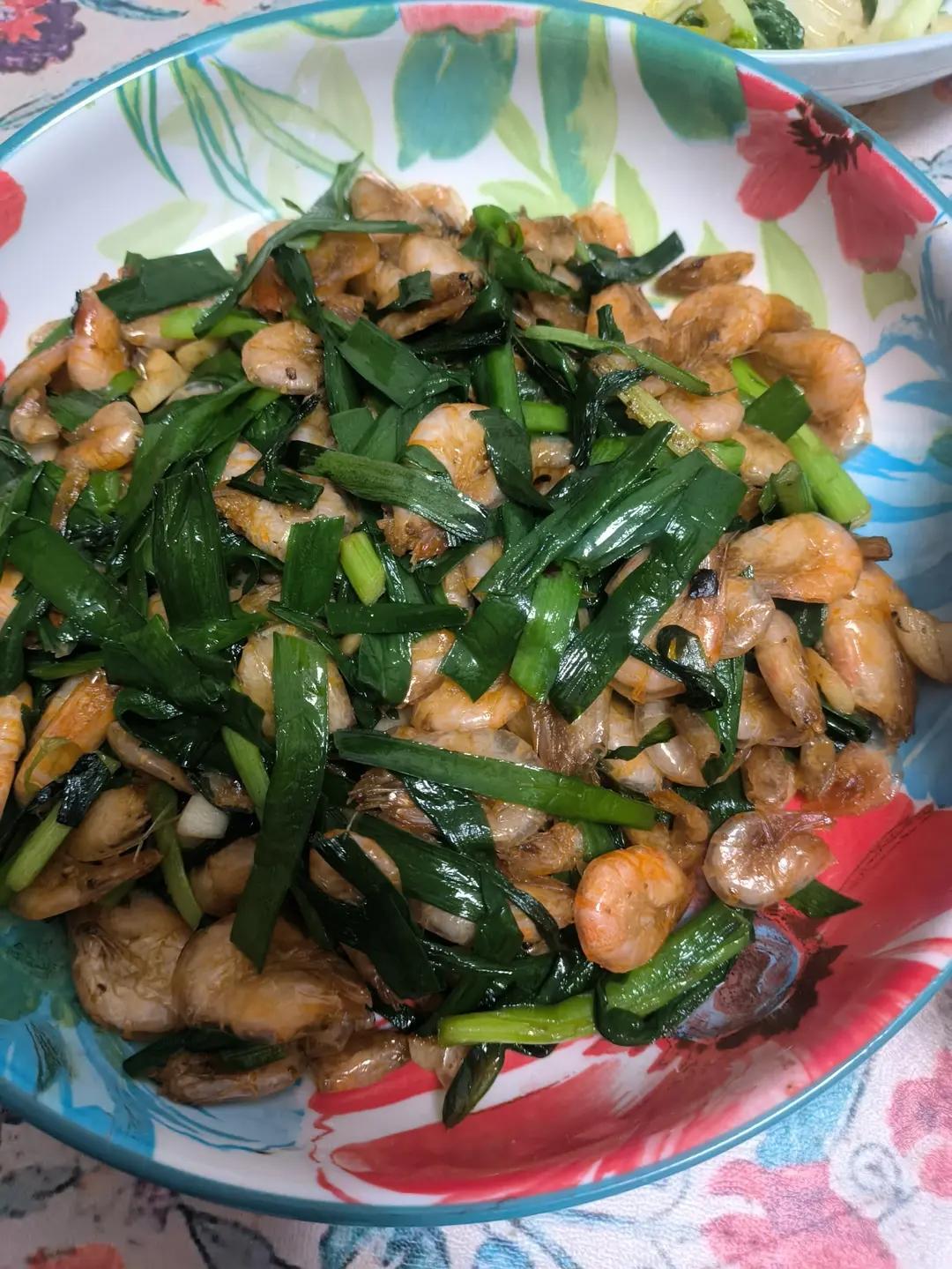 韭菜炒河虾，鲜美极了！一定要试一次