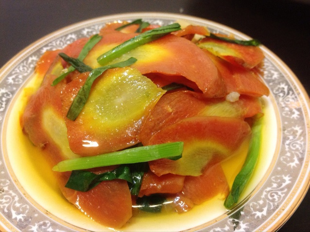 青蒜苗炒胡萝卜