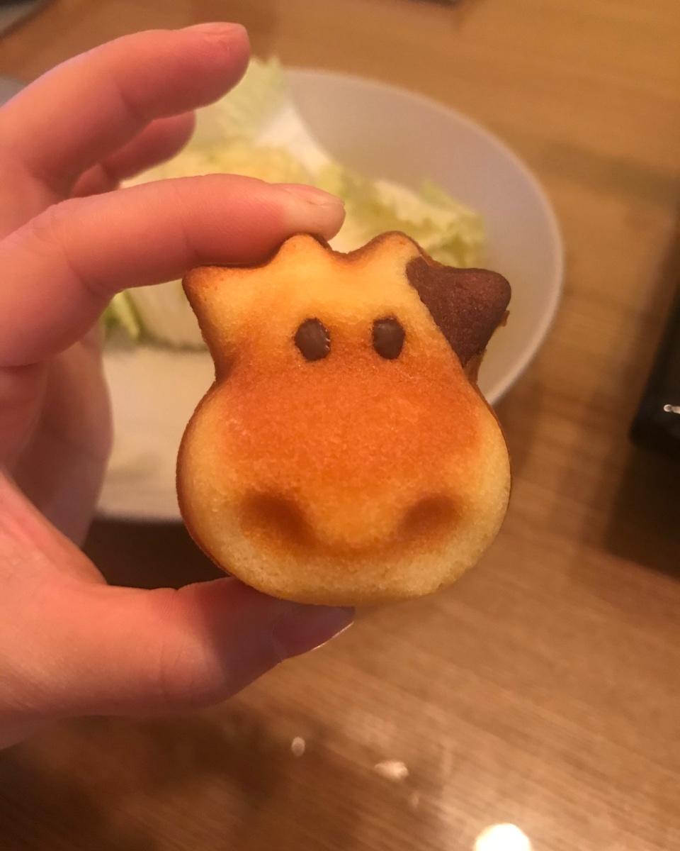 小牛玛德琳蛋糕