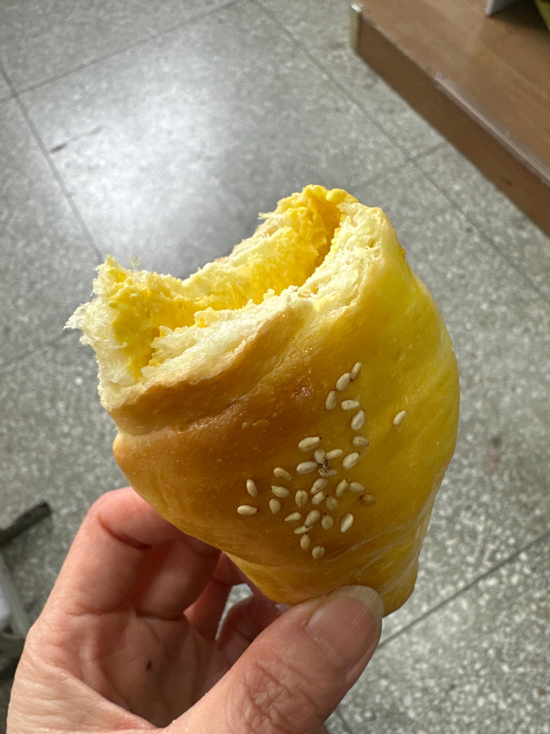 波兰种牛奶餐包