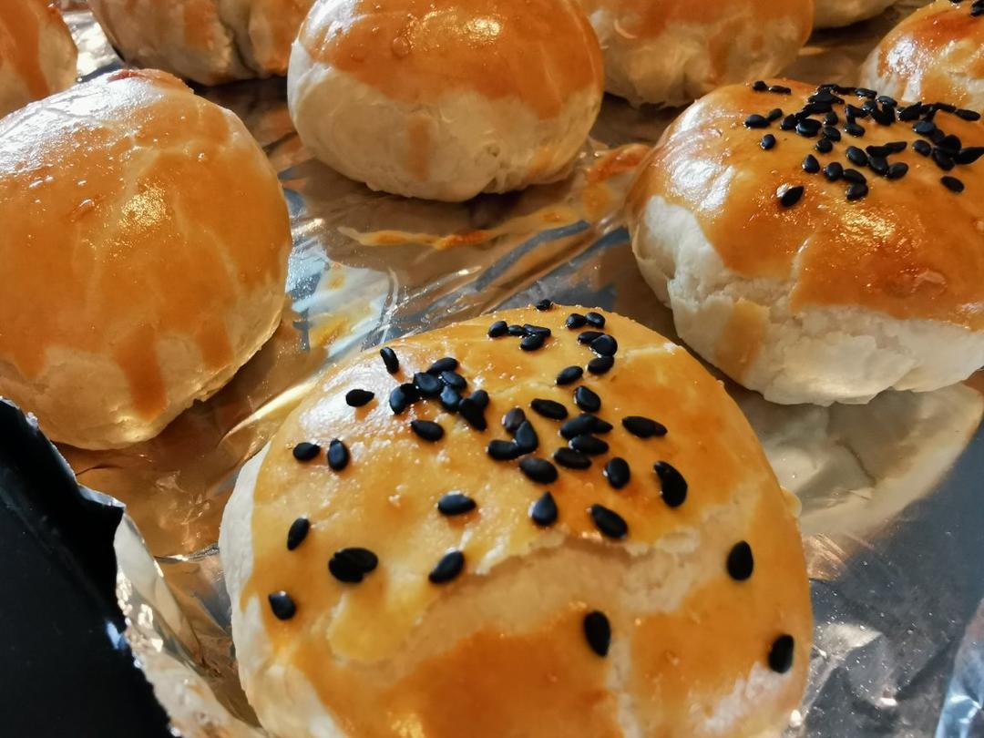 泳式鲜肉榨菜月饼