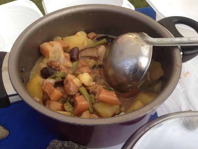 烩菜（豆腐豆角土豆烩排骨）