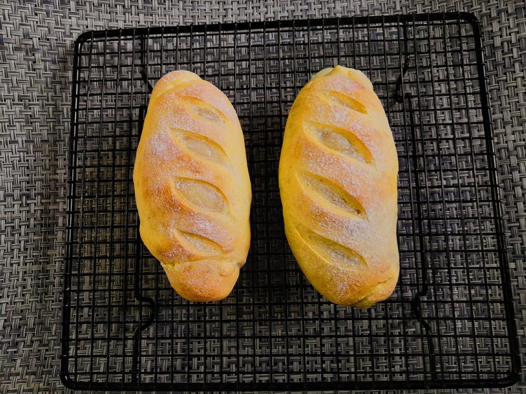 无需揉面机一次做出四种口味：可可&抹茶&红曲粉&原味麻薯软欧包