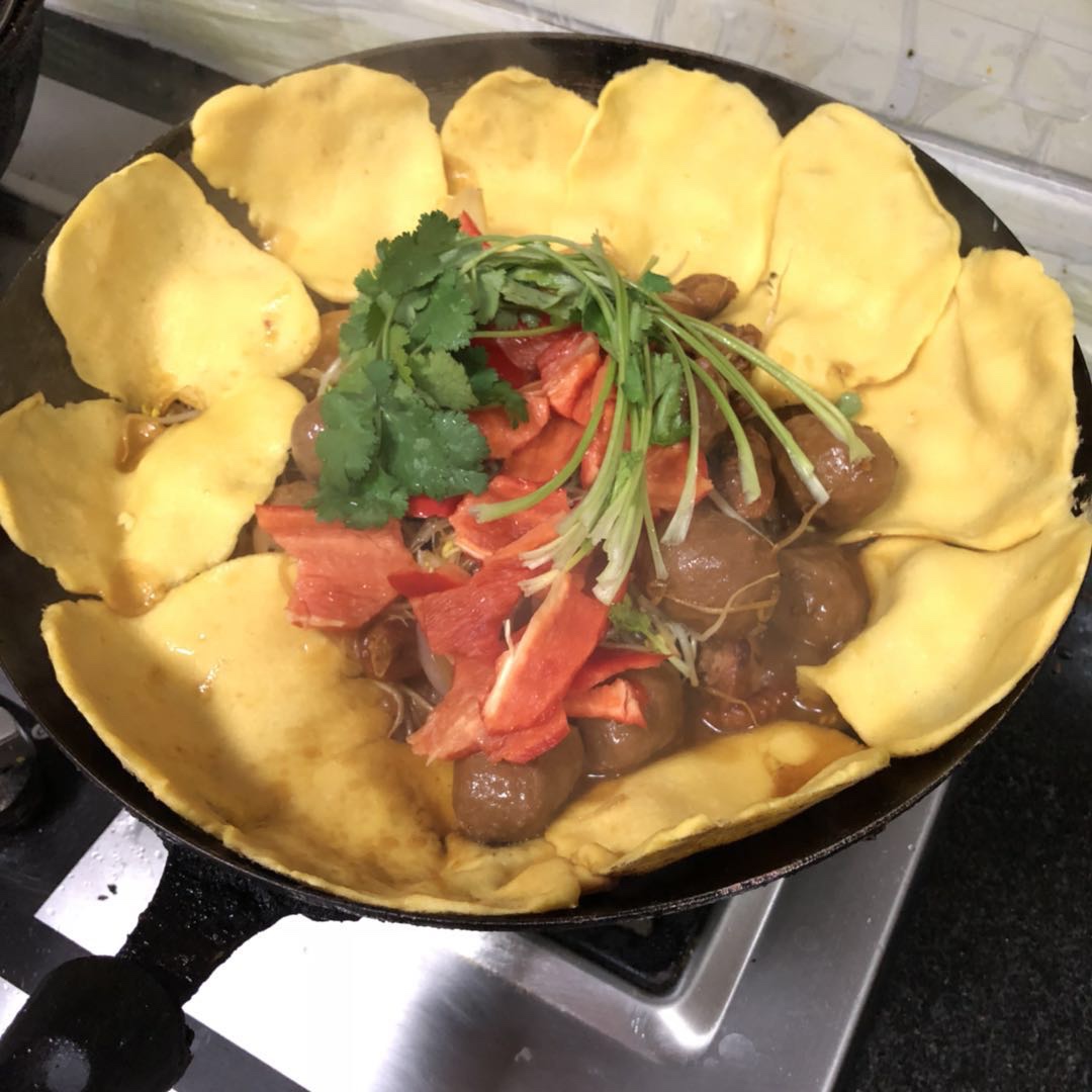 地锅排骨贴玉米饼-冬天学做一道热乎的大锅菜吧！