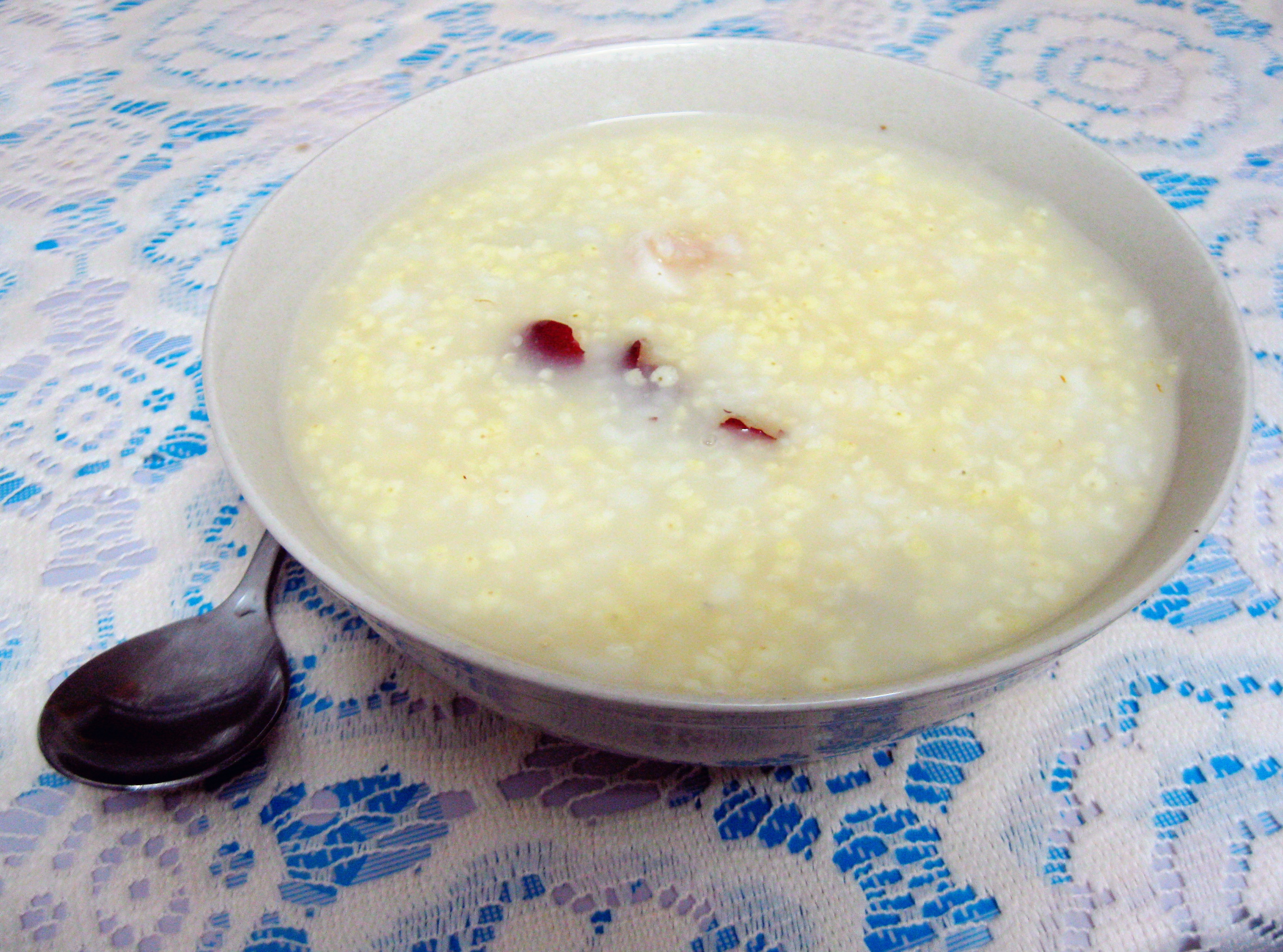 牛魔羊做的山药小米粥