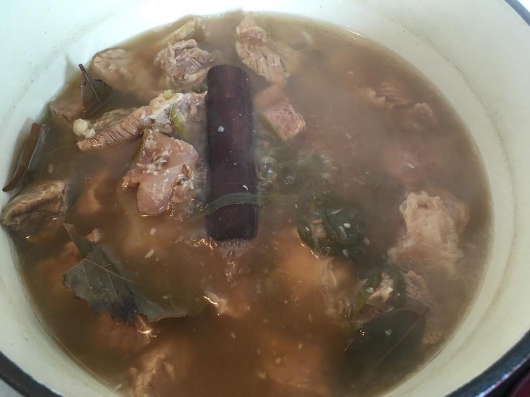 家常煮牛肉