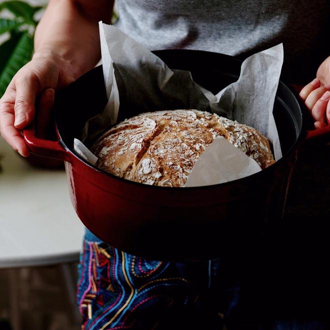 90%液体免揉藜麦乡村面包 铸铁锅+家用烤箱的做法