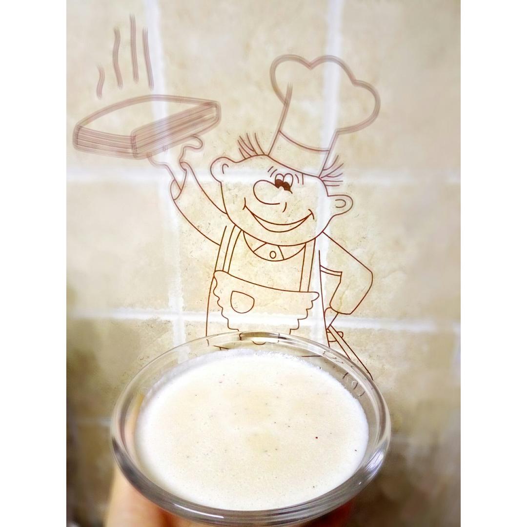 花生银耳炖牛奶