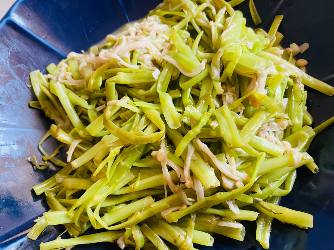清炒空心菜