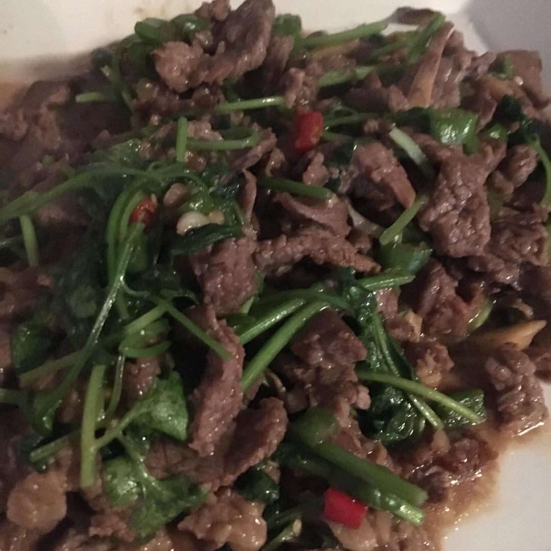 香菜牛肉