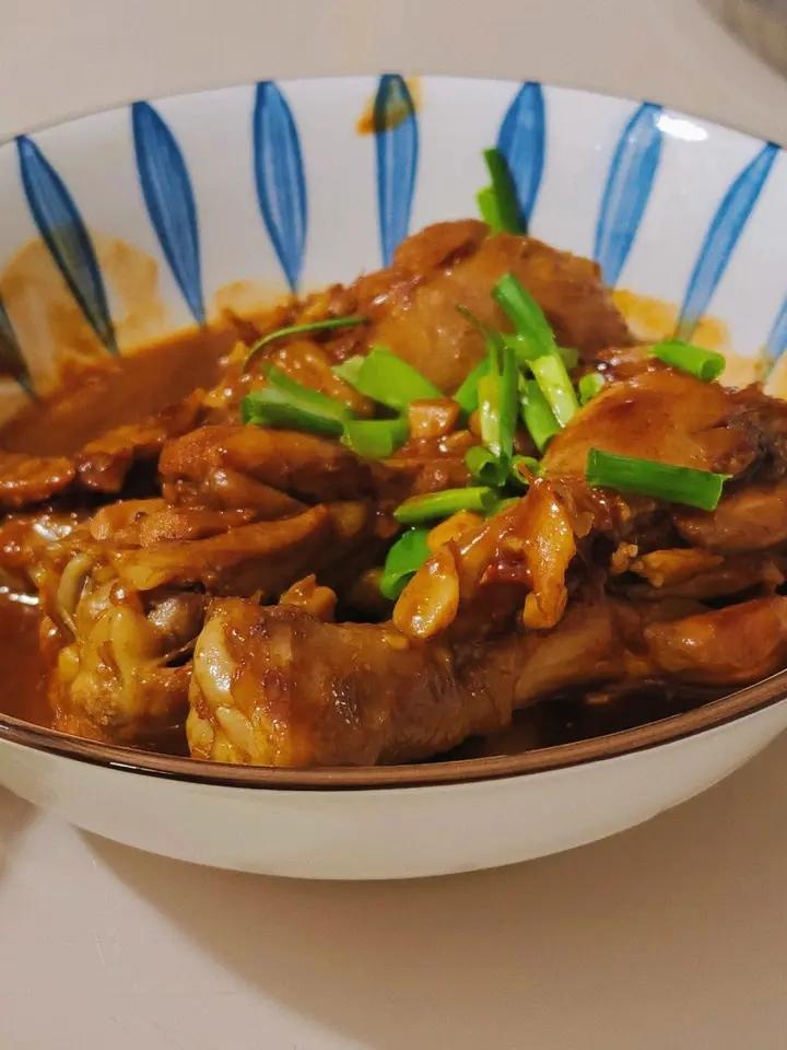 🔥好吃到飙泪的秘汁多汁蒜香鸡腿，鲜嫩到流口水。