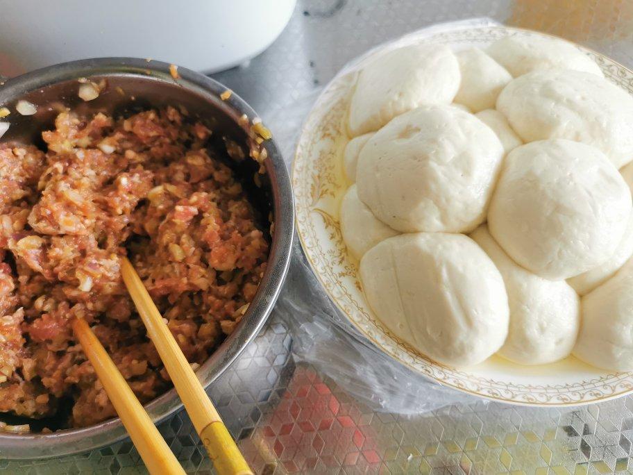 【炫富系列】榨菜鲜肉锅盔 | 外面1个的价钱这里能做8张